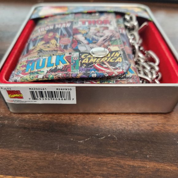 MARVEL COMICS CLASSIC COMIC BOOK TRIFOLD CHAIN WALLET. limited edition in box - Picture 3 of 10
